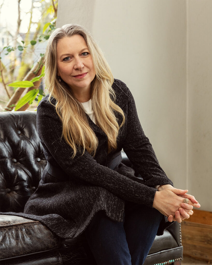 Cheryl Strayed (c) Holly Andres_960x1200